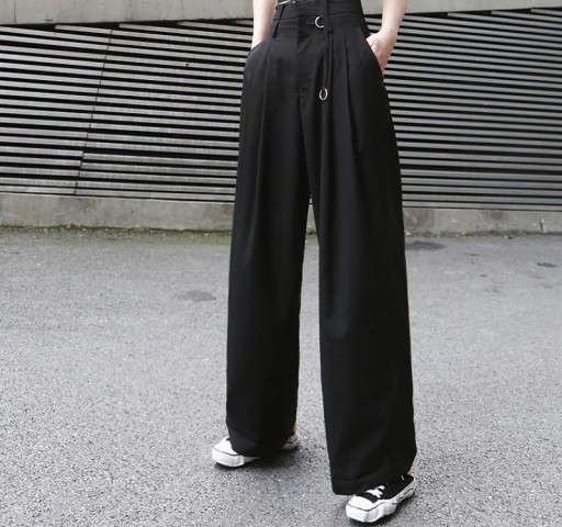 Pantalons longs noirs pour femmes