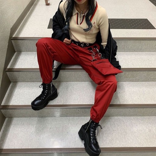 Pantalons pour femmes avec chaînes
