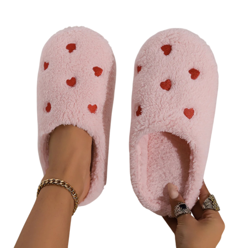 Pantuflas de invierno para mujer con corazones, suaves y peludas, cálidas y cómodas con un bonito estampado.