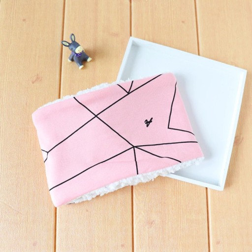 Pañuelo infantil de invierno con estampados J604