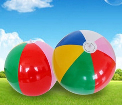 Pelota inflable de colores