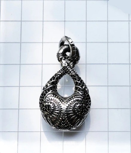 Pendent D581