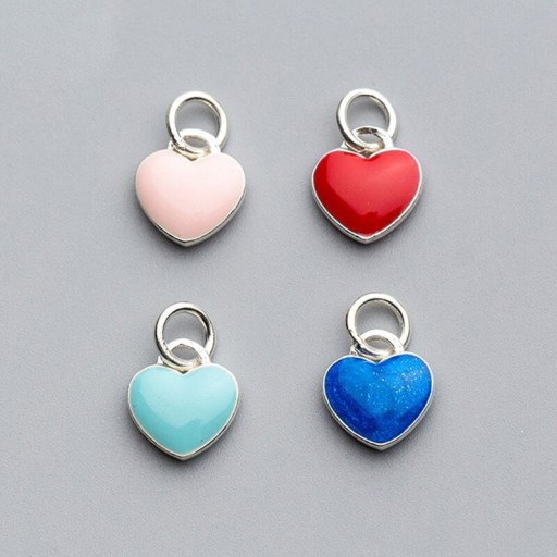 Pendente a forma di cuore D639