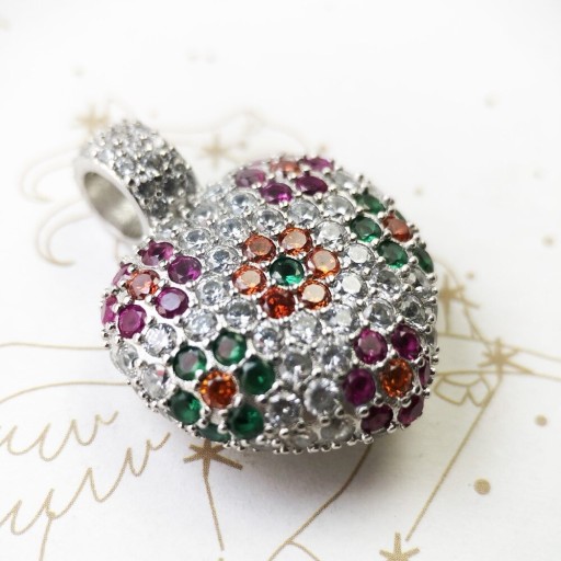 Pendente a forma di cuore D756