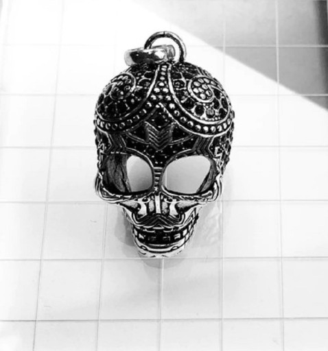 Pendentif crâne