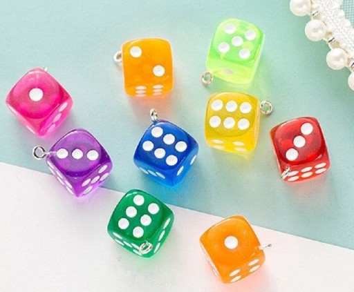 Pendentif en forme de dé 10 pcs
