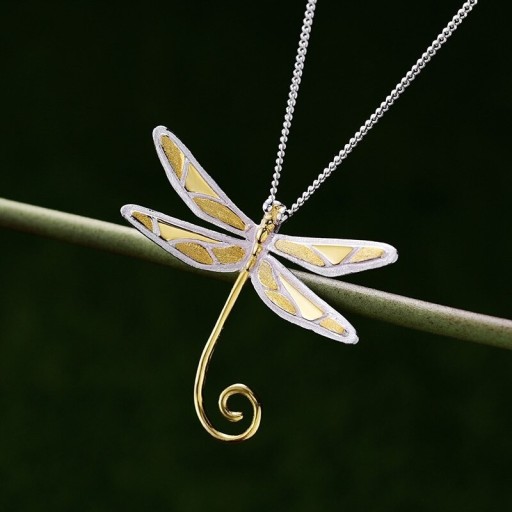 Pendentif femme libellule D795