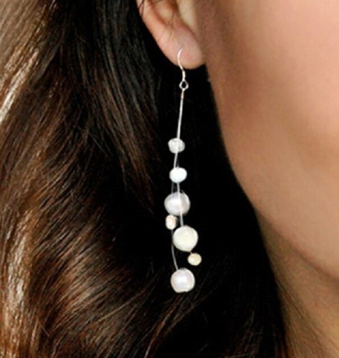 Pendientes colgantes de mujer con perlas R111
