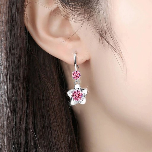 Pendientes colgantes de mujer con piedras