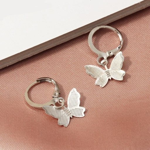 Pendientes de aro de mujer con mariposa C1093