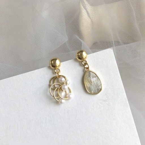 Pendientes de mujer con perlas