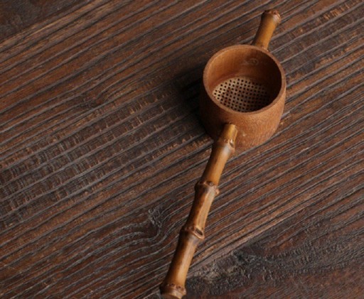 Peneira de bambu para chá C130