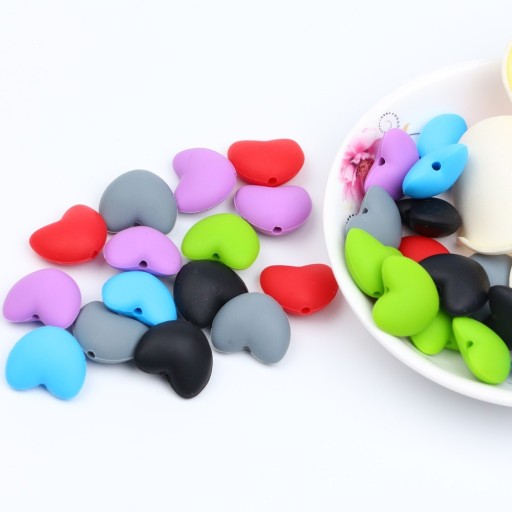 Perlas de silicona en forma de corazón - 10 uds.