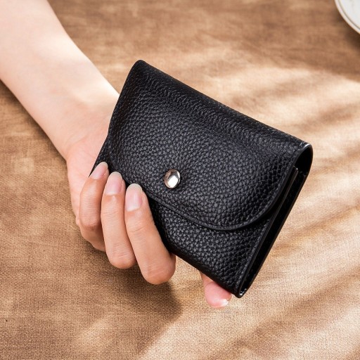 Petite portefeuille en cuir pour femme M177