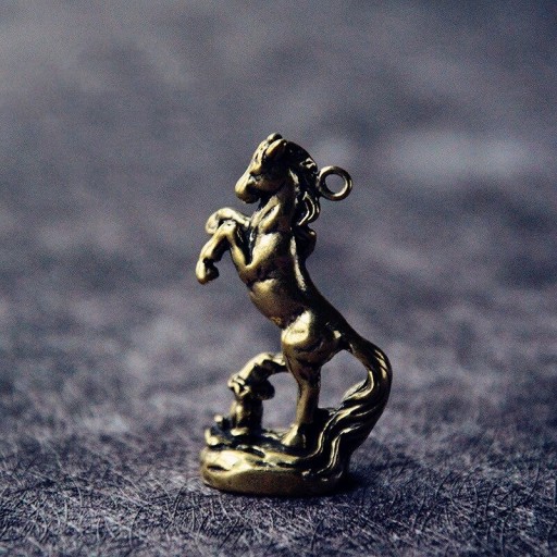 Φιγούρα H1145