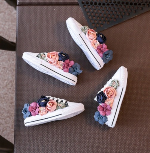 Pigersneakers med blomster