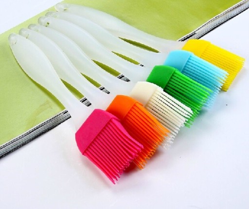 Pinceau en silicone pour le barbecue