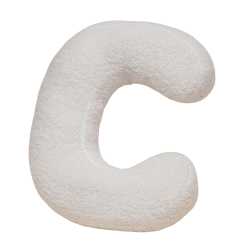 Plyšový polštář písmeno C 40 cm měkký plyš PP bavlna bílý dekorační polštář do interiéru na postel i gauč