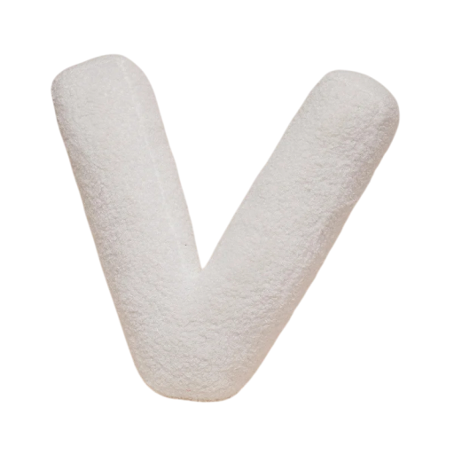 Plyšový polštář písmeno V 40 cm měkký plyš PP bavlna bílý dekorační polštář do interiéru na postel i gauč