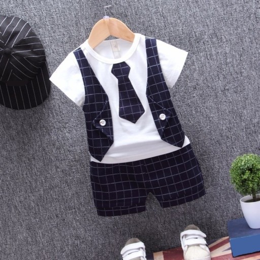 Pojk T-shirt med väst och shorts L1141