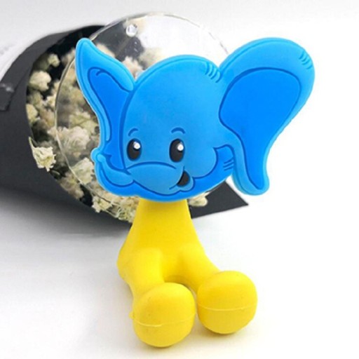 Portacepillos de dientes con animal