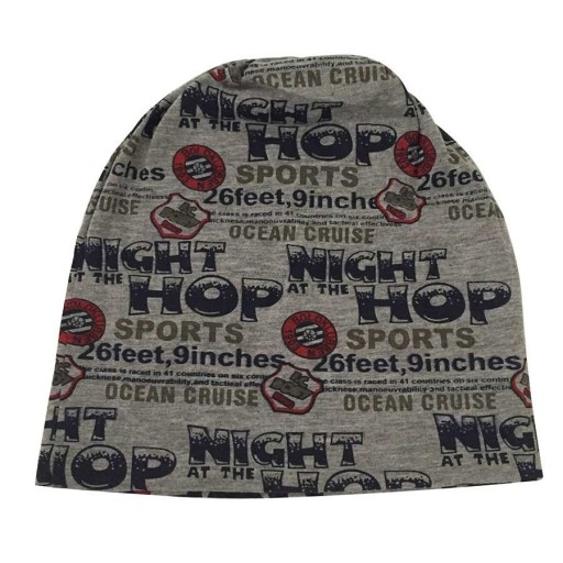 Printed cap for spring and autumn Thin made of 100% cotton All-over print with inscriptions and graphic motifs Head circumference 54 to 60 cm