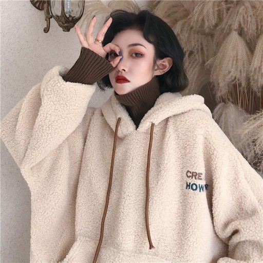 Pull en peluche pour femmes avec col roulé