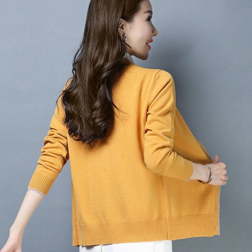 Pull femme avec boutons A2182