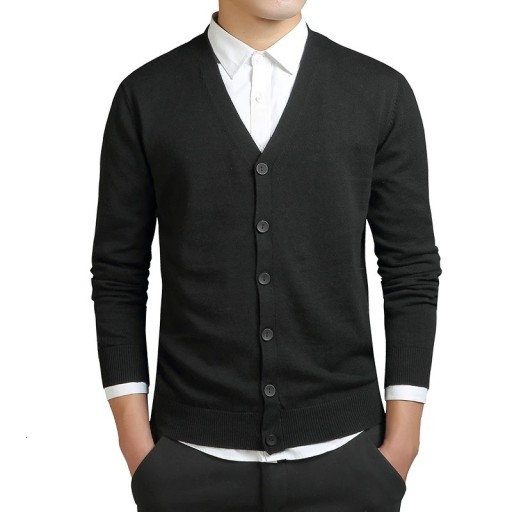 Pull pour homme avec boutons