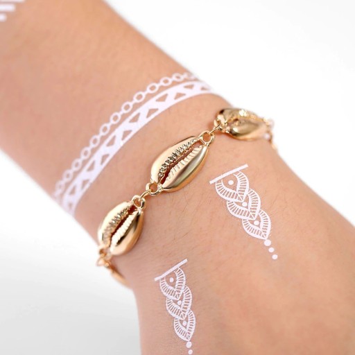 Pulseira de conchas para senhora