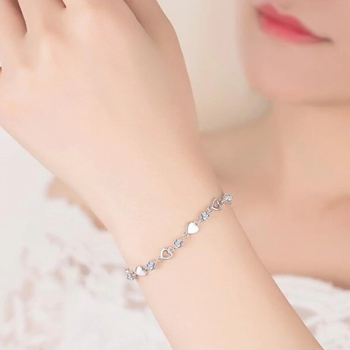 Pulseira feminina coração e pedras