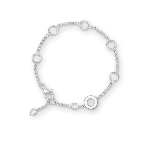Pulsera de mujer con anillos