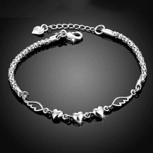Pulsera de mujer con bolas de corazones y alas