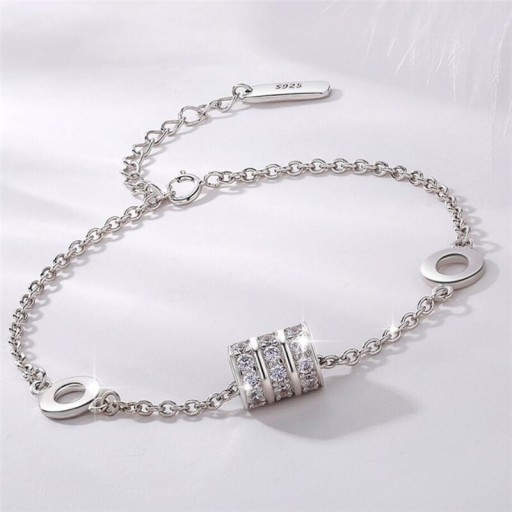 Pulsera de mujer de cadena con círculos y una cuenta