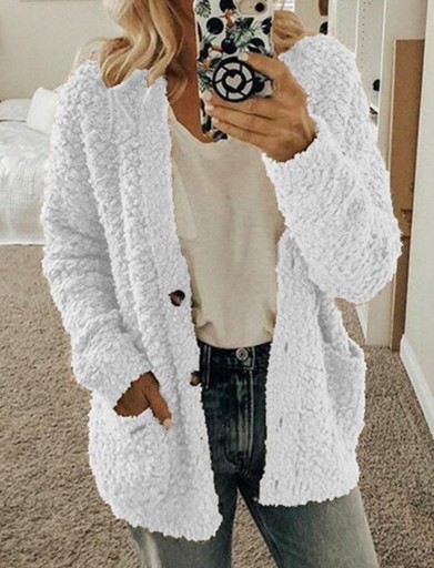 Puszysty sweter damski z guzikami