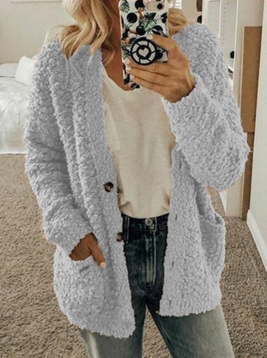 Puszysty sweter damski z guzikami