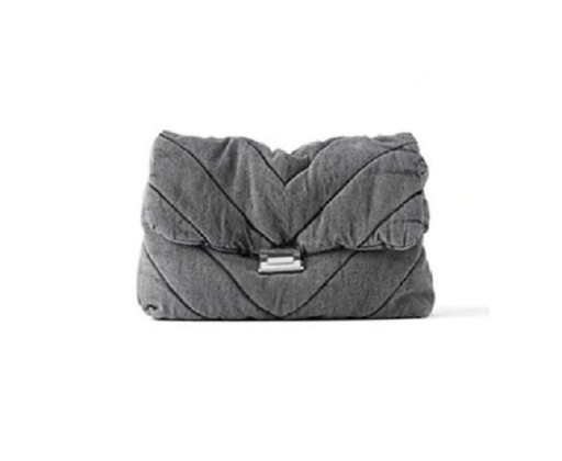 Quiltet dames crossbody taske med klap Denimlook Rem med kæde Metal lukning Bomuld og polyester 36 x 28 x 8 cm