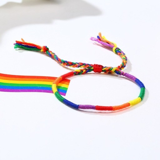 Rainbow kötött karkötő