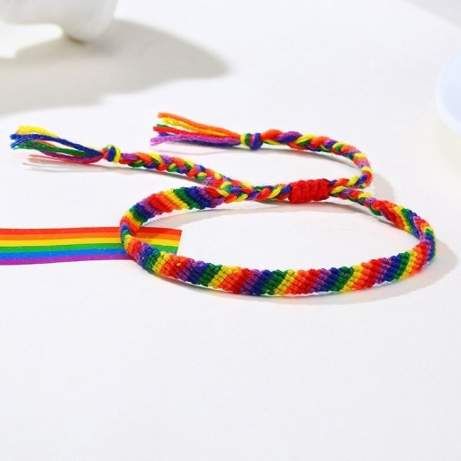 Rainbow kötött karkötő