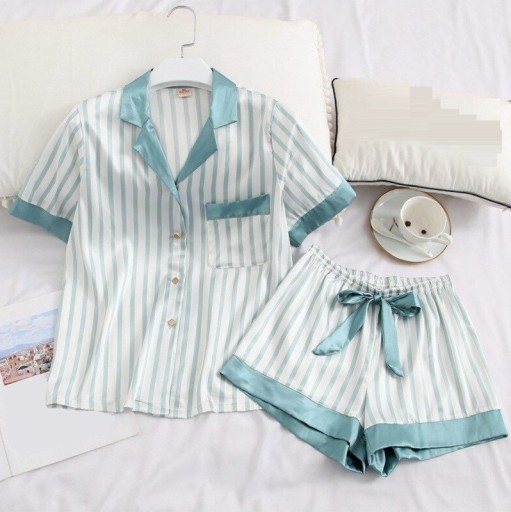 Randig pyjamas för kvinnor P2595