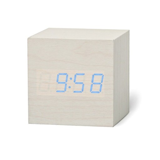 Reloj de mesa de madera