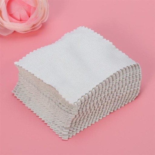 Rengöringsdukar för smycken 50 st Mjuka mikrofiberdukar Litet mått ca 8 x 8 cm Med tandad kant För smyckeskrin och handväska