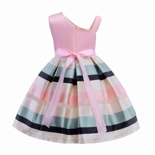 Robe de soirée pour fille avec des fleurs J1287