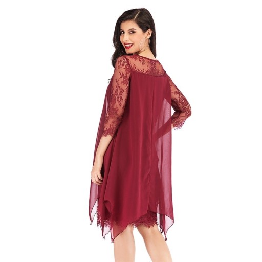 Robe élégante pour femmes avec dentelle