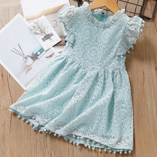 Robe en dentelle pour fille
