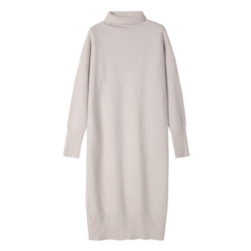 Robe midi à col roulé