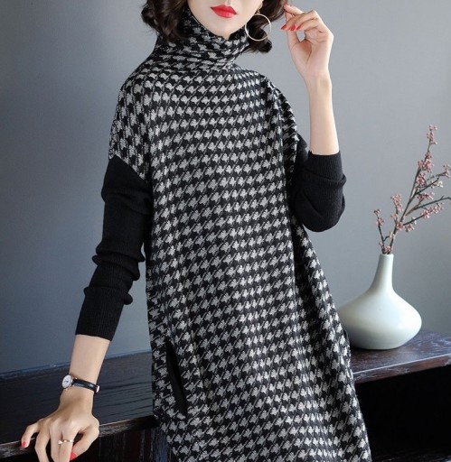 Robe midi d'automne avec col roulé