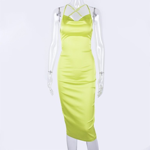 Robe midi sexy avec le dos nu