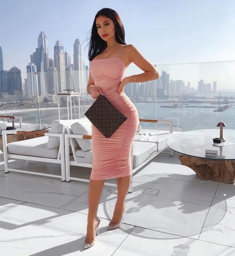 Robe midi stretch à bretelles