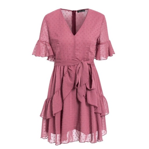 Robes roses pour femmes avec volants